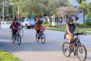 12186257 10207358956879389 2687581081036801225 o