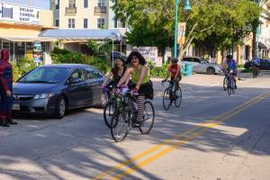 12194786 10207358967999667 8841065335243043639 o