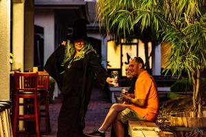 245590372 10220478984591122 8143858214067068172 n