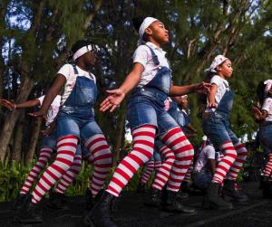 tn7 Dancing-Ghouls-Dave-Cohen